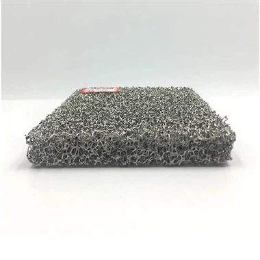 Tredimensjonalt metallskum